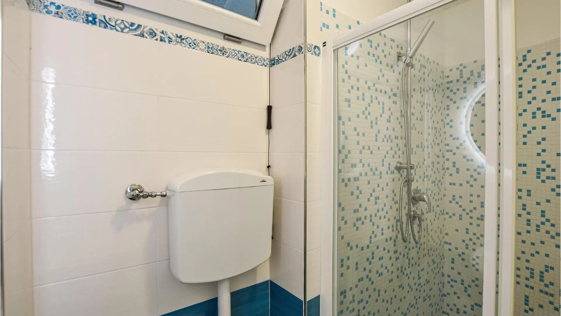 4 Bedroom Awesome Apartment In Cervia